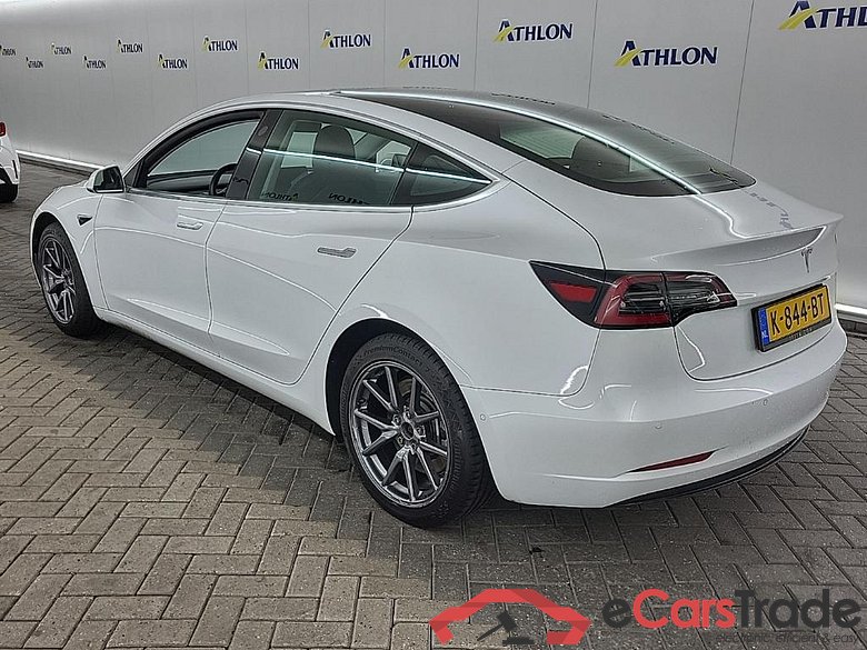 Tesla Model 3 Standard Range Plus RWD 4D 225kW #4