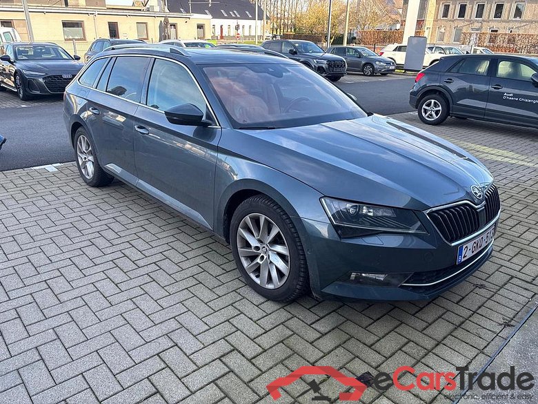 SKODA Superb Combi Superb Wagon Style 1,6 TDI 88 kW 7-speed automat. #2