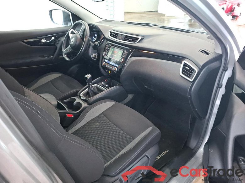 NISSAN Qashqai / 2017 / 5P / Crossover 1.5 DCI 115 Business Edition #6