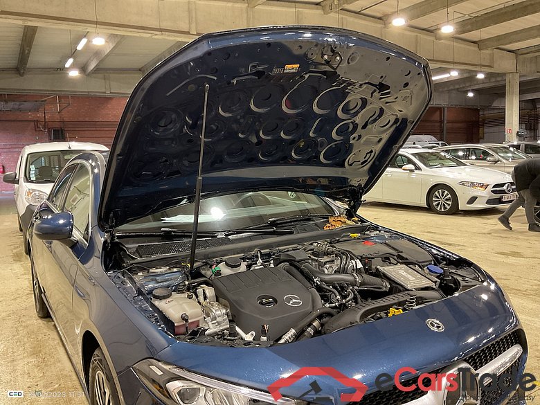 MERCEDES-BENZ CLASS A (W177) A 250 e PHEV Business Solution #6