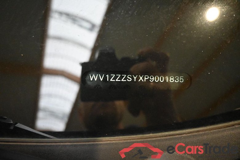 Crafter Kasten Kasten 35 mittellang Hochdach 4MOTION 2.0 TDI 130KW MT6 E6d #5