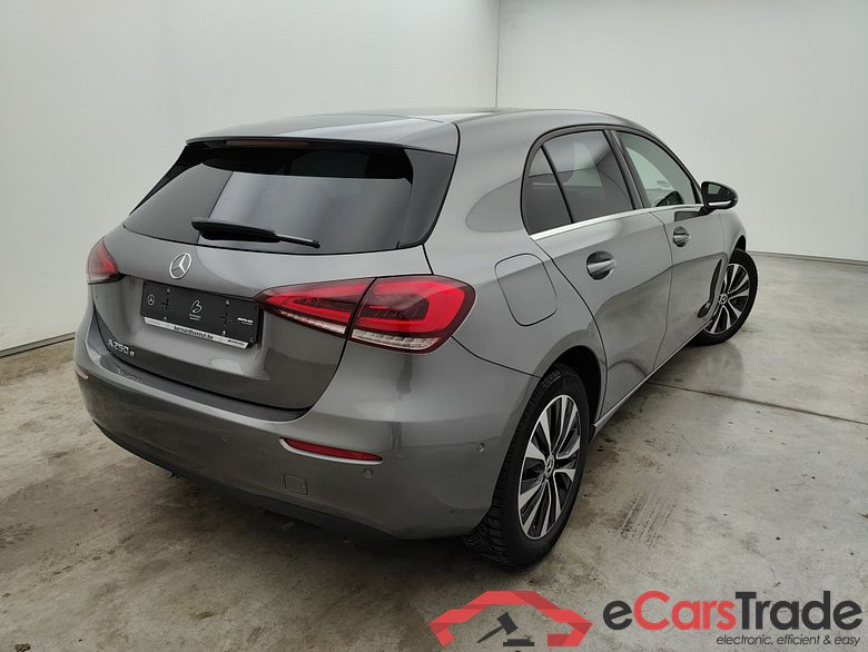 Mercedes-Benz A-Klasse A 250 e Business Solution 5d #2