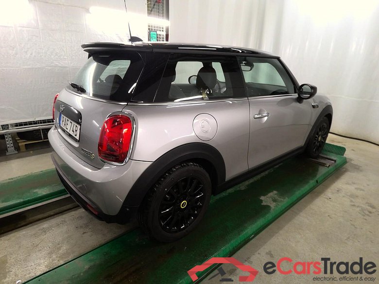 John Cooper EV SE Essential 3d #3