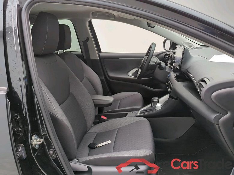 Toyota Yaris 1.5 Hybrid Style Automaat 5d #3