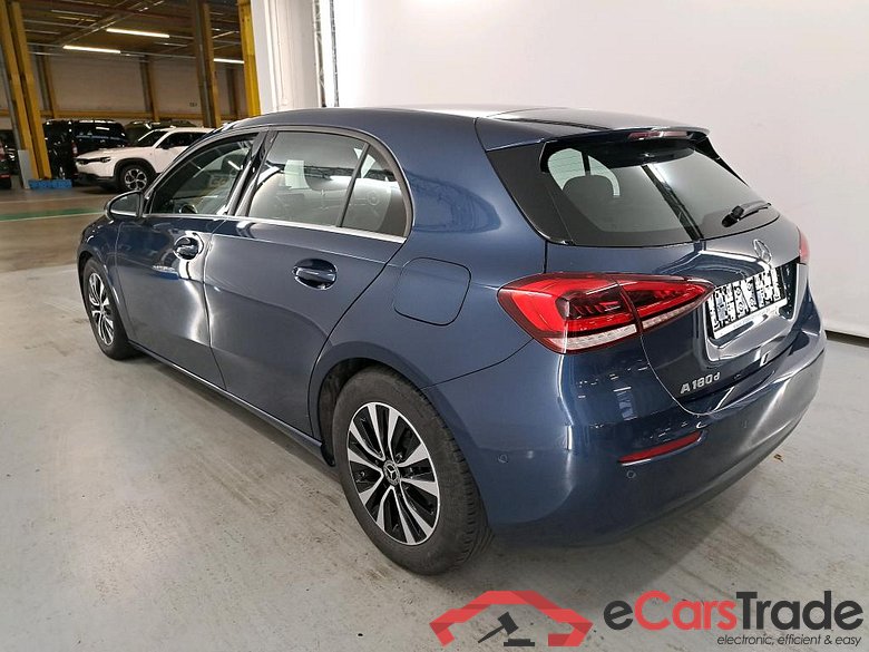 MERCEDES-BENZ A-CLASS 2.0 A 180 D BUSINESS SOLUTION #3