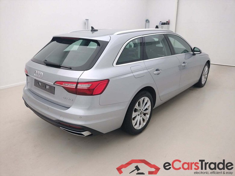 AUDI A4 AVANT 30 TDI ATTRACTION S-TRONIC #2