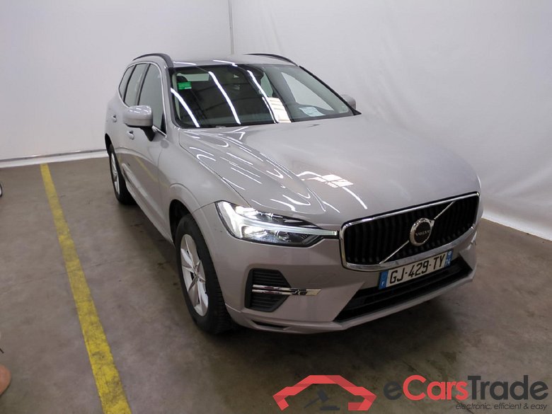 VOLVO XC60 5p SUV B4 AWD 197 Geartro 8 Momentum #4