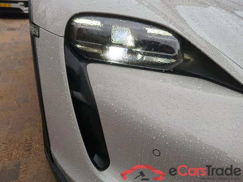 PORSCHE Taycan Cross Turismo 360 kW #4