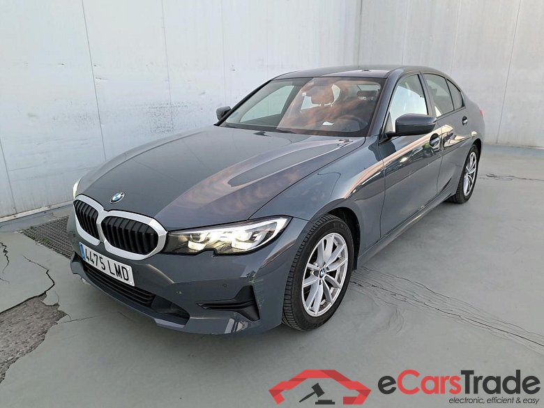 BMW Serie 3 / 2018 / 4P / sedán 318d Auto. #1