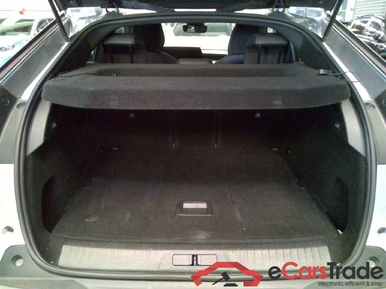 Peugeot 3008 Allure Hybrid 136 e-DCS6 (1.2L 1199cc mild-hybrid gasoline) #6