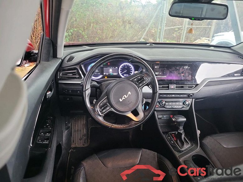 KIA Niro / 2019 / 5P / crossover 1.6 GDi HEV 104kW (141CV) Drive #3