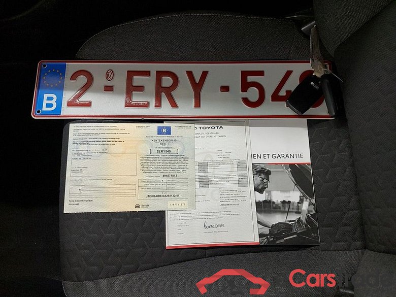 Toyota Yaris Cross 1.5 VVT-ie Hybrid Dynamic Plus CVT 5d #4