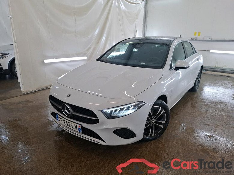MERCEDES-BENZ Classe A Berline / 2022 / 4P / Berline A 250 e Business Line 7G-DCT #1