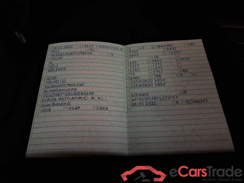 Volvo XC60 (03.2017->) DE - SUV5 B5 (Benzin) AWD EU6d, Ultimate Dark Mild-Hybrid (EURO 6d), (Facelift) #4