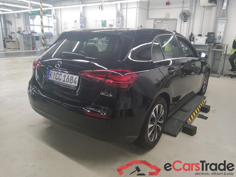 Mercedes-Benz A (BM 177)(03.2018->) DE - LimS5 A 180 EU6d, (EURO 6d), (Facelift) 2022 - 2024 #3