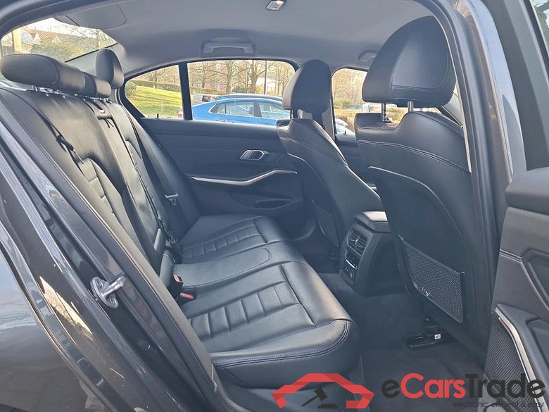 BMW 3 DIESEL - 2019 318 dA AdBlue #6