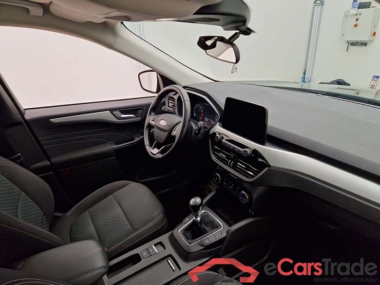 FORD KUGA 1.5 ECOBOOST TITANIUM #3