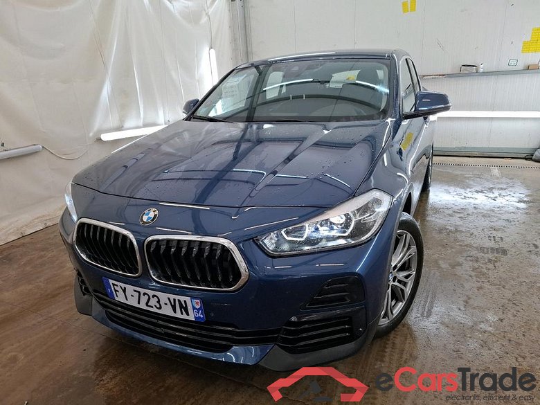 BMW X2 / 2017 / 5P / SUV xDrive25e Business Design BVA6