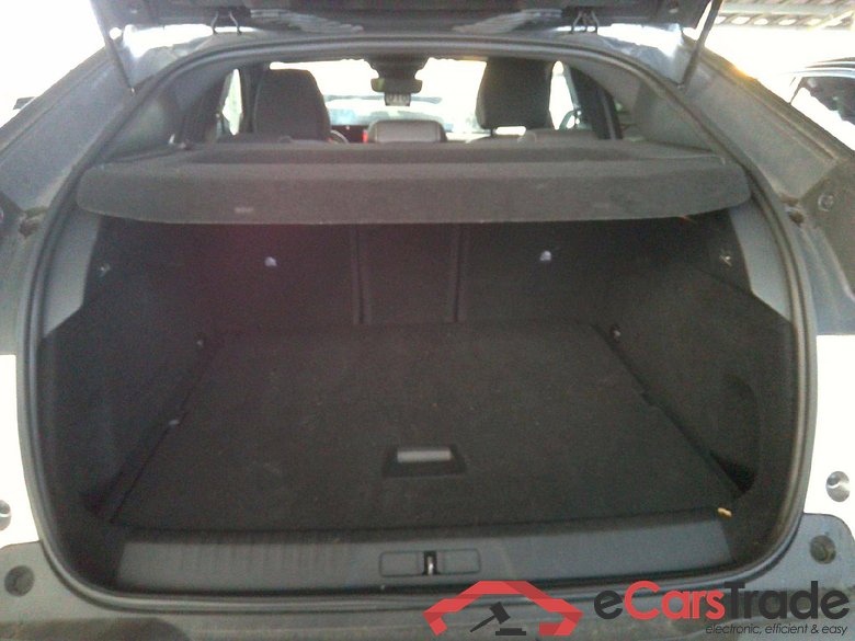 Peugeot 3008 Allure Hybrid 136 e-DCS6 (1.2L) #6