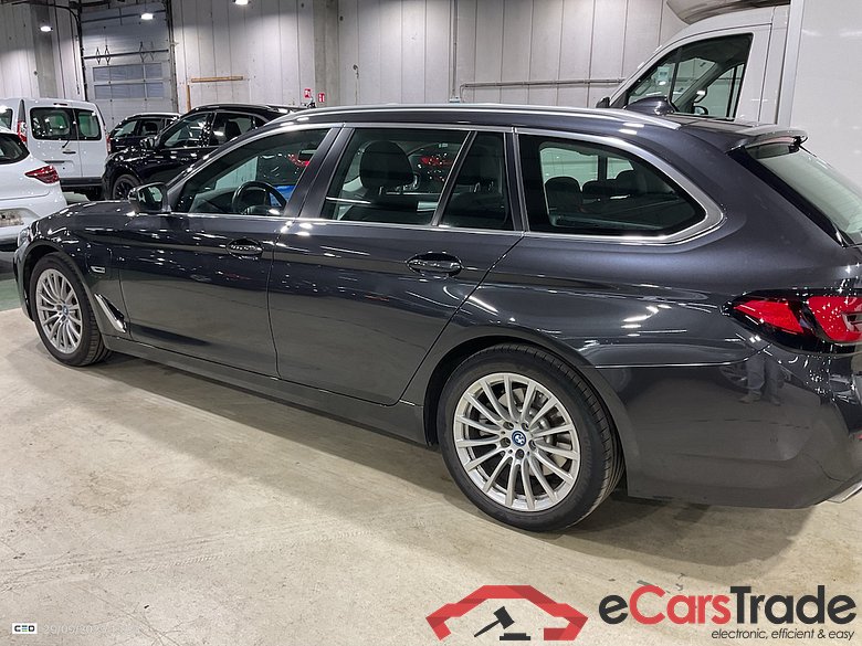 BMW 5-serie 2.0 520E TOURING AUTO #3