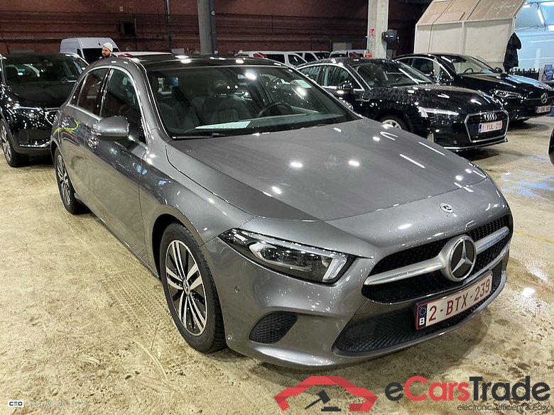 MERCEDES-BENZ A-CLASS 1.3 A 180 BUSINESS SOLUTION #2