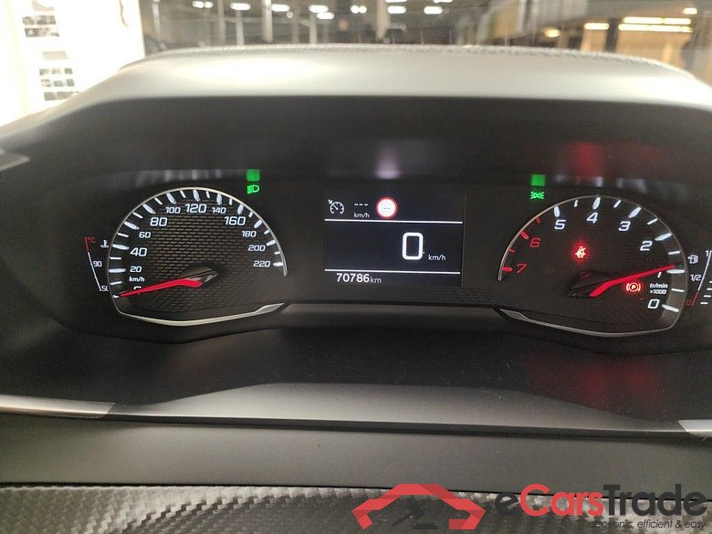 Peugeot 208 1.2 PureTech 100 MAN6 S&S Active Pack 5d #6