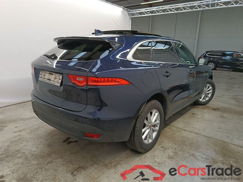Jaguar F-Pace 2.0D 132kW Aut. Portfolio 5d #2