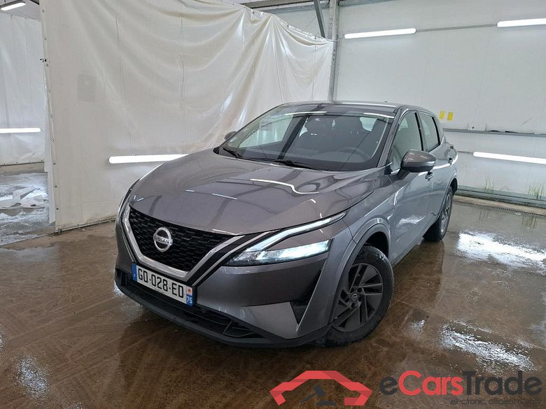 NISSAN Qashqai / 2021 / 5P / Crossover 1.3 MHEV 140 Business Edition #1