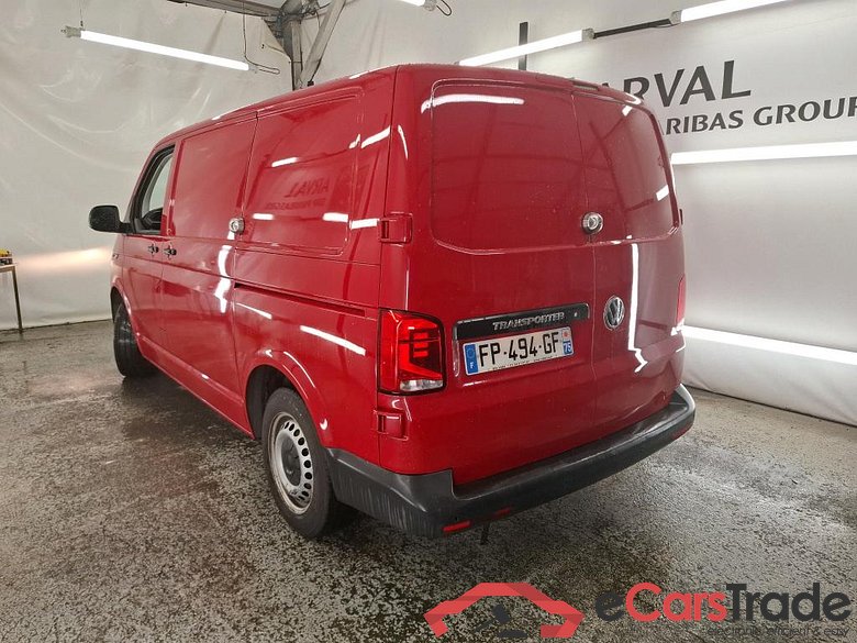 VOLKSWAGEN Transporter / 2015 / 4P / Fourgon tôlé 2.0 TDi 150 DSG7 L1H1 Business Line #2