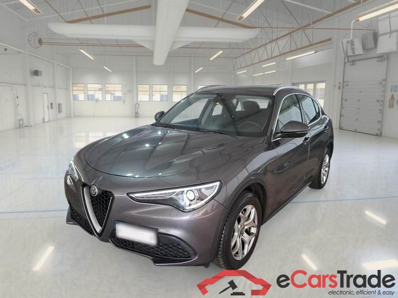 ALFA ROMEO STELVIO / 2017 / 5P / SUV 2.2 TURBO DIESEL 190CV BUSINESS AT8 Q4 #1