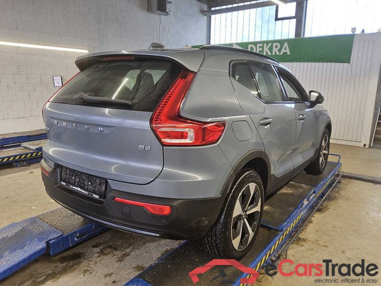 Volvo XC40 (2017->) DE - SUV5 B4 2WD EU6d, Plus Dark (EURO 6d), (Facelift) 2022 - 2024 #3