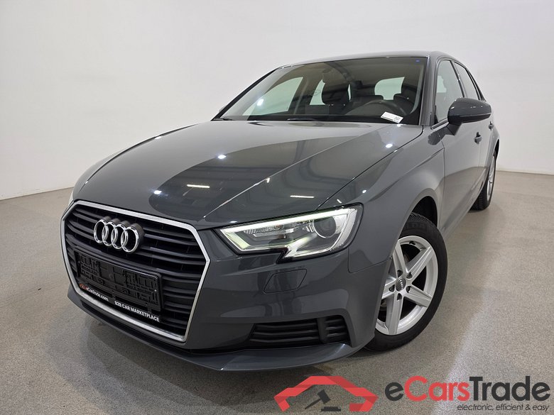 Audi A3 SB 1.6 30 TDi LED-Xenon Navi Klima PDC ...