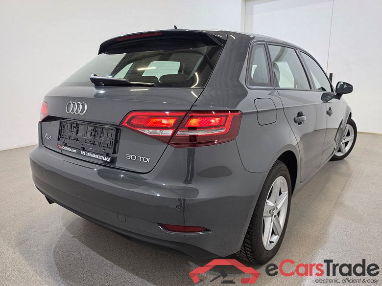 Audi A3 SB 1.6 30 TDi LED-Xenon Navi Klima PDC ... #4