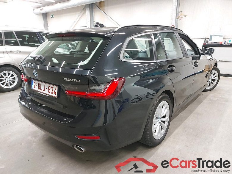 BMW - BMW 3 TOURING 320e 204PK Business Edition With Vernasca Heated Sport Seats & Active Cruise Control & Driving Assistant Pack   * HYBRID * #2