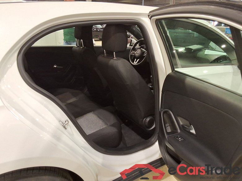 MERCEDES-BENZ CLASS A (W177) A 160 #5