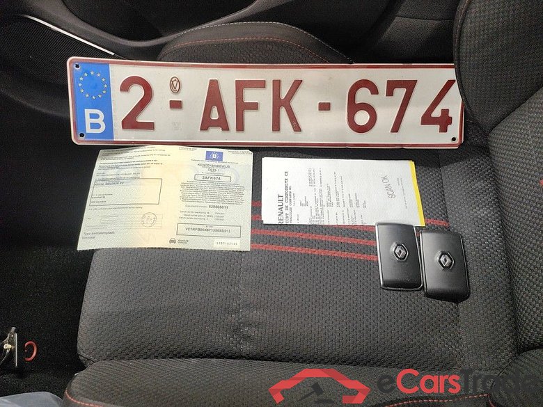 Renault Mégane Grandtour TCe 140 R.S. Line 5d #4