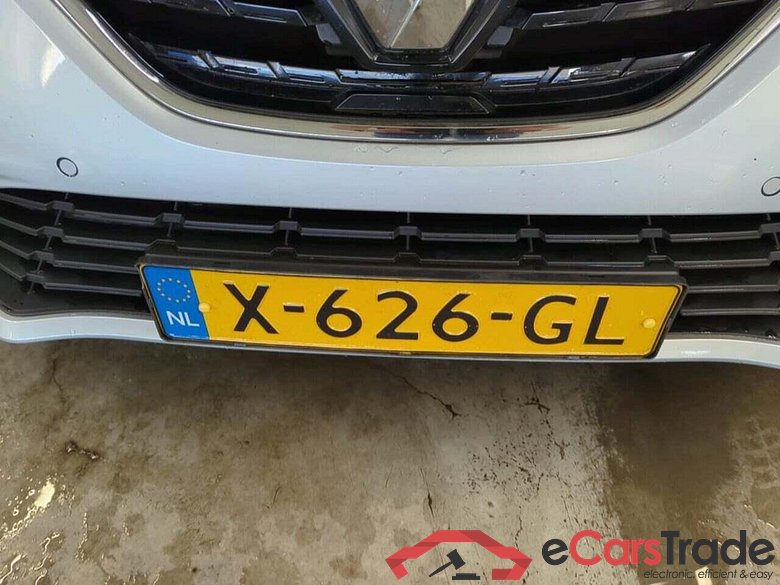 RENAULT Mégane Estate 1.3 TCe140 Equilibre #4