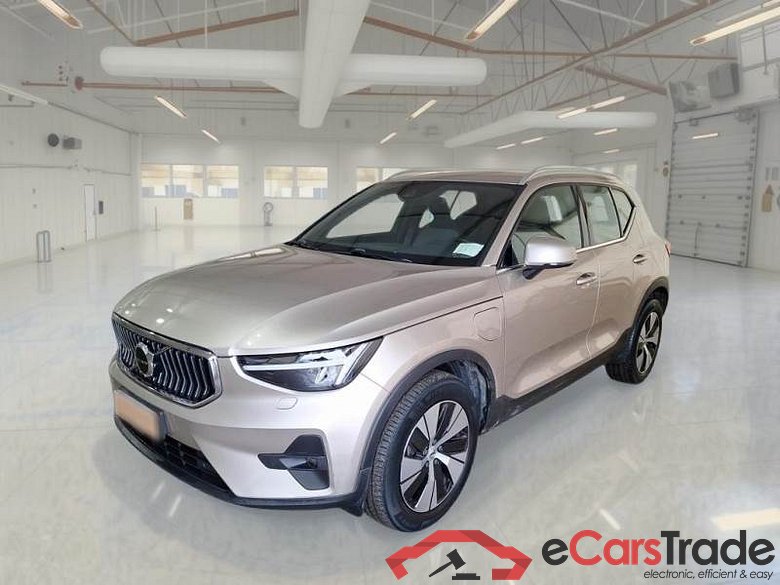 VOLVO XC40 / 2021 / 5P / SUV T4 RECHARGE PLUG-IN AUTO CORE