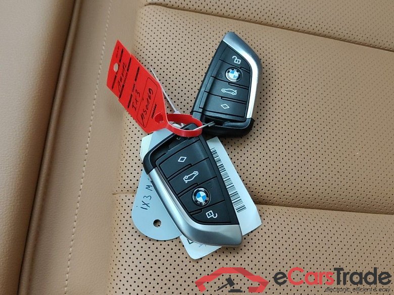 BMW IX3 - 2022 74 kWh 286 iX3 5d #4