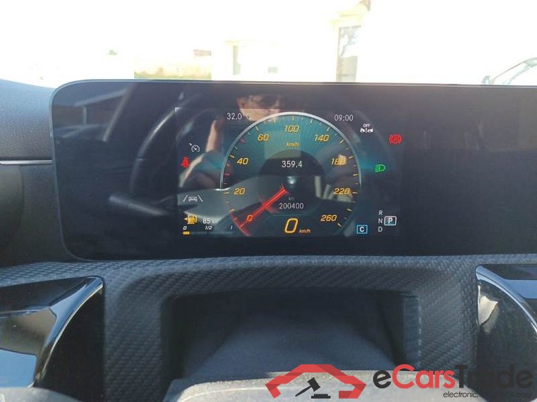 MERCEDES-BENZ CLA SHOOTING BRAKE / 2019 / 5P / STATION WAGON CLA 180 D AUTOMATIC BUSINESS EXTRA #4