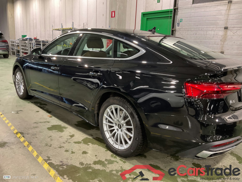 AUDI A5 2.0 30 TDI S TRONIC BUS. ED. ATTRACTION #3