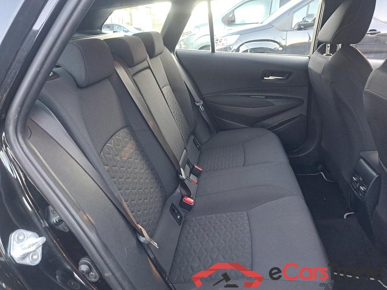 TOYOTA Corolla 1.8 HEV DYNAMIC E-CVT #6