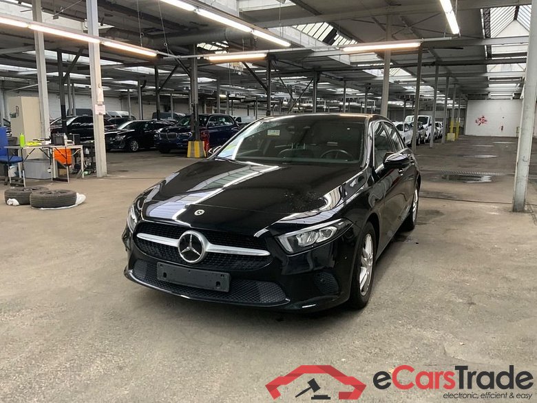 MERCEDES-BENZ A-Klasse A 200 d 8G-DCT Progressive 5d 110kW #1