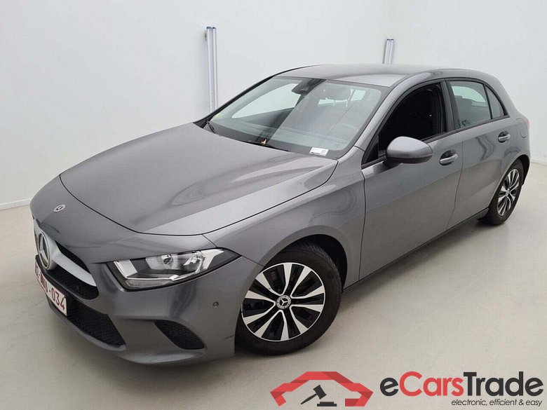 MERCEDES-BENZ A-KLASSE 200D BUSINESS SOL DCT