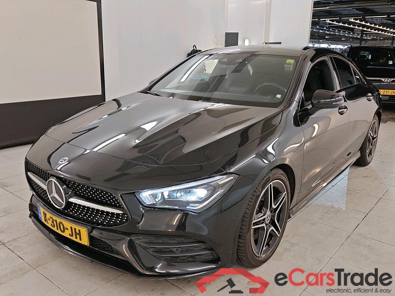 Mercedes-Benz CLA CLA 200 DCT Business Solution AMG 4d + Pano