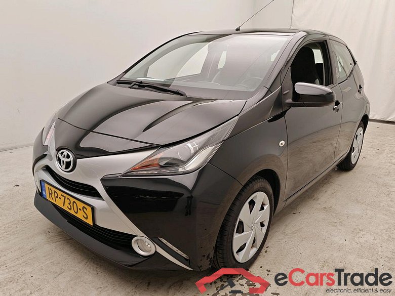 Toyota Aygo 1.0 VVT-i x-play 5d