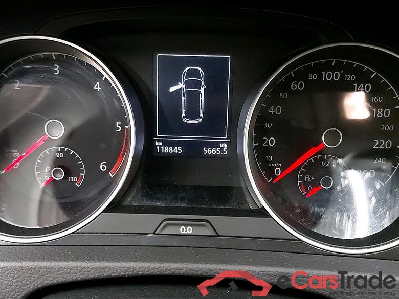 VOLKSWAGEN - VW  GOLF VARIANT TDi 115PK Trendline Pack Business & Park Pilot &  Towing Hook #5