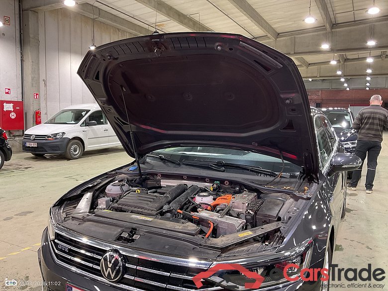 VOLKSWAGEN PASSAT VARIANT 1.4 TSI MSQ VARIANT GTE BUSINESS #6