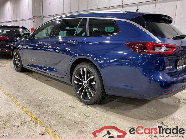 OPEL INSIGNIA SPORTS TOURER DIESEL 1.5 Turbo D Ultimate #3