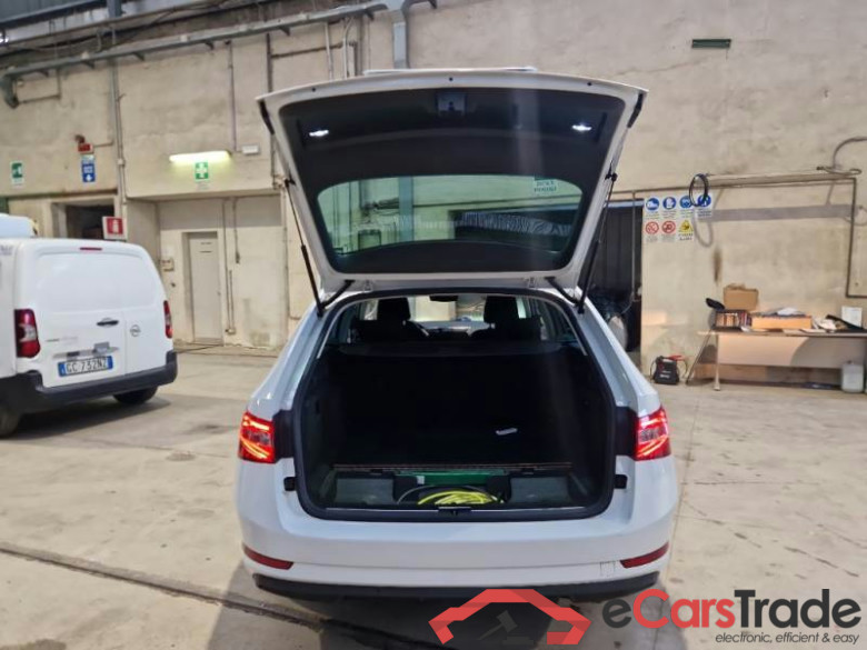 SKODA SUPERB WAGON / 2019 / 5P / STATION WAGON 1.4 TSI PLUG-IN HYBRYD EXECUTIVE DSG #5
